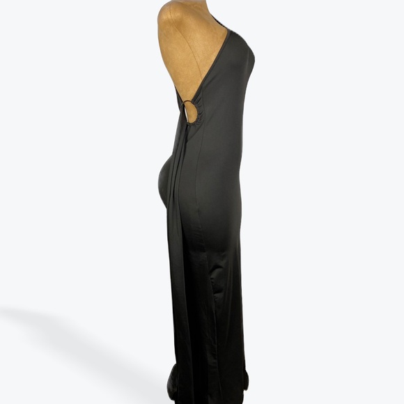 Elegant One-Shoulder dress - Picture 13 of 15